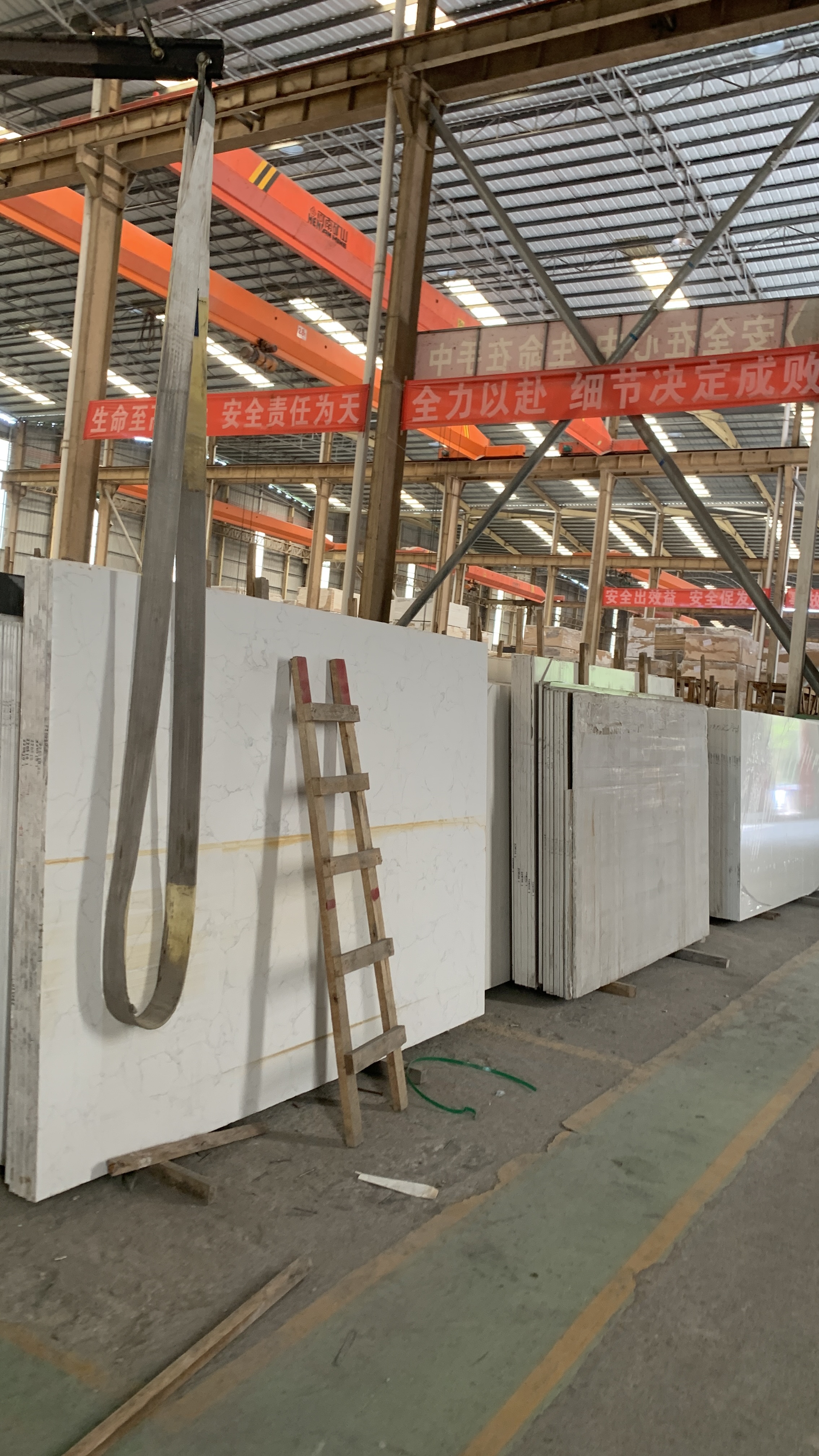 Workshop production reference 28 for stone fabrication and export preparation